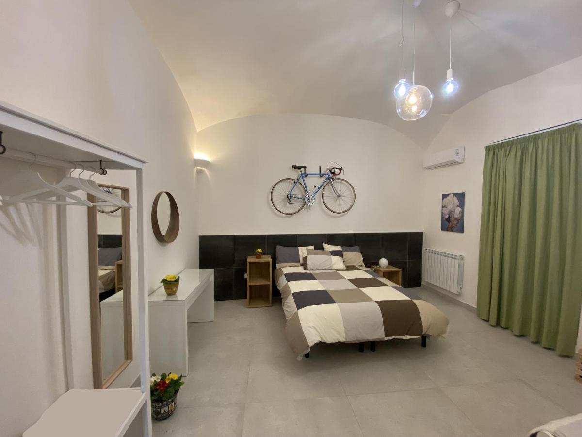 Casa Falo' Napoli Bagian luar foto